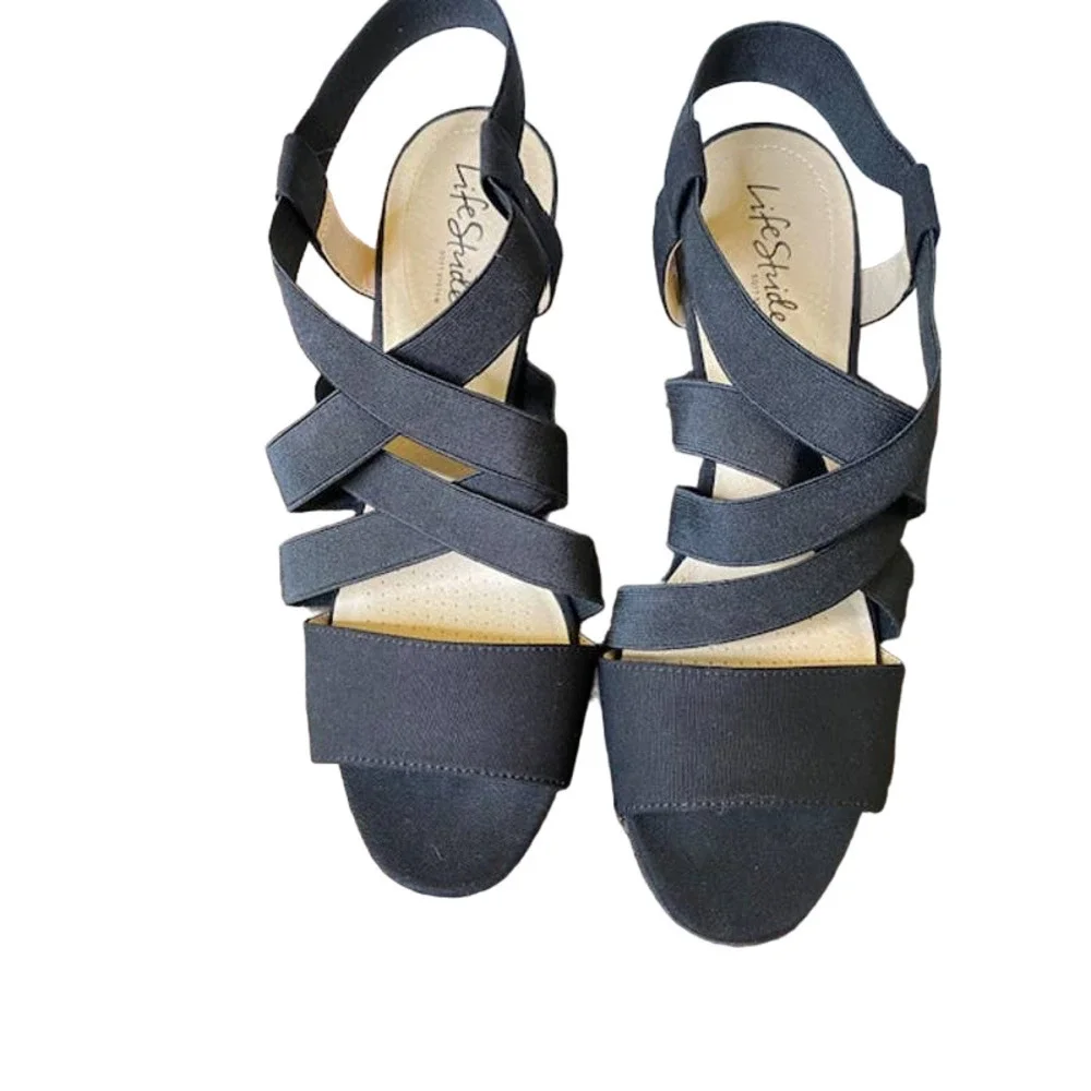 Life Stride manufacturer lifestride